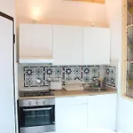 Apartament Red Mulberry House 1