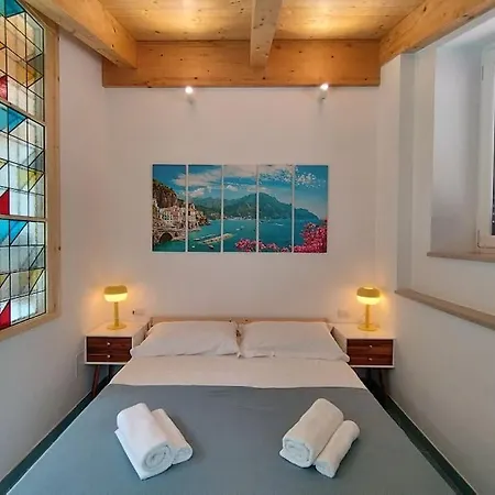 Red Mulberry House 1 Apartamento Salerno
