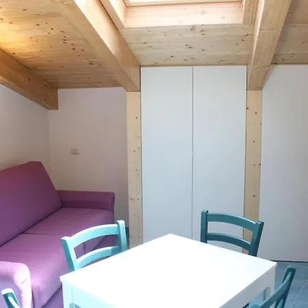 Red Mulberry House 1 Apartamento