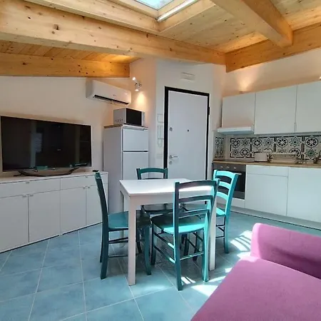 Red Mulberry House 1 Apartamento